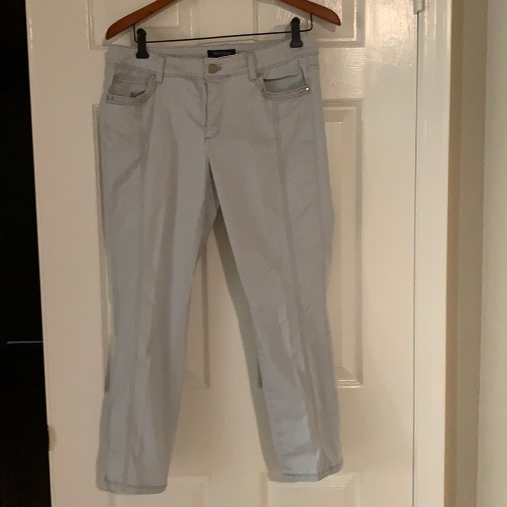 White House Black Market, Capri pants.
